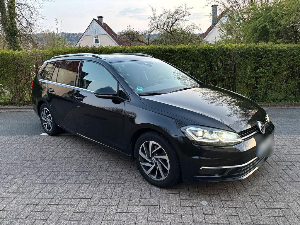 Image of Volkswagen Golf