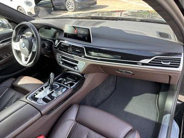BMW 730d A Limousine Touch Command Gestiksteuerung