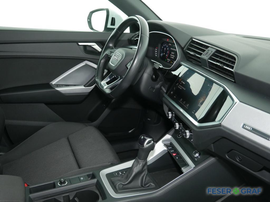 Audi Q3 35 TFSI S tronic S Line Ext LED,Sportsitze,Sm
