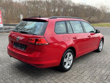 Volkswagen Golf - 7