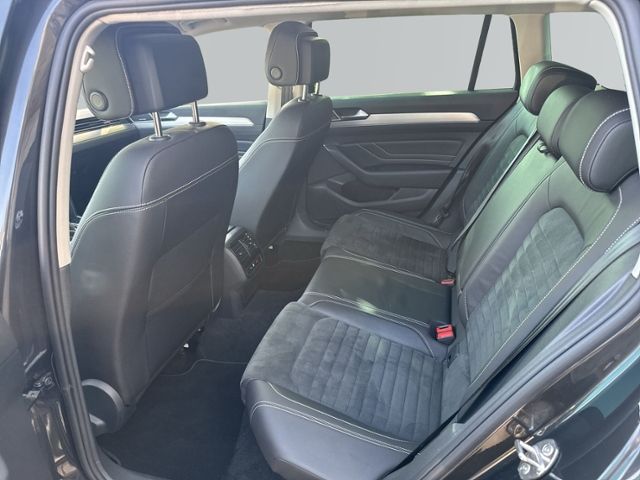 Passat Variant 1.5 TSI Elegance LED+AHK+PANO+RFK