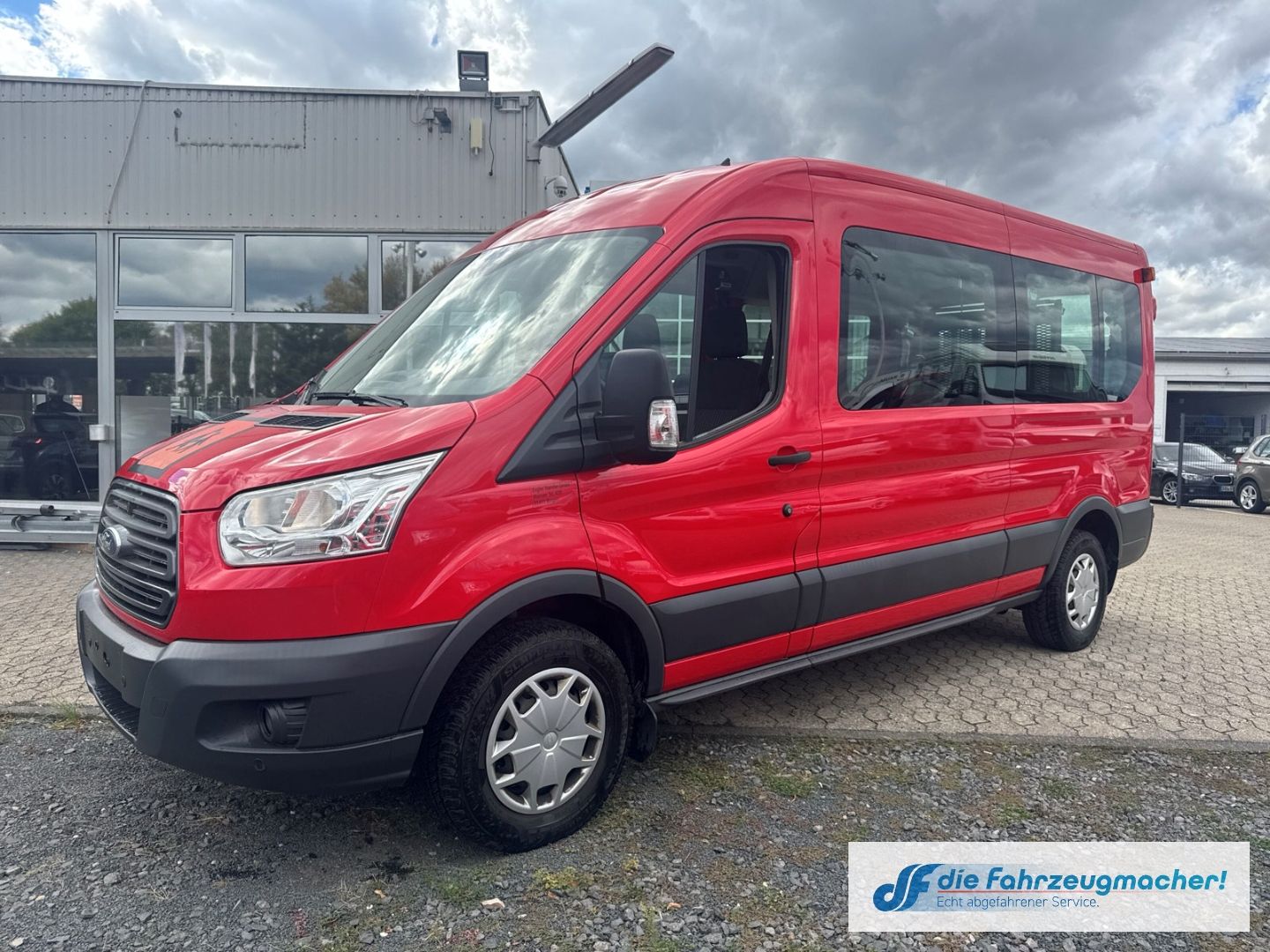 Fahrzeugabbildung Ford Transit Kombi 350 L3 Trend StandHZG *2881*EXPORT