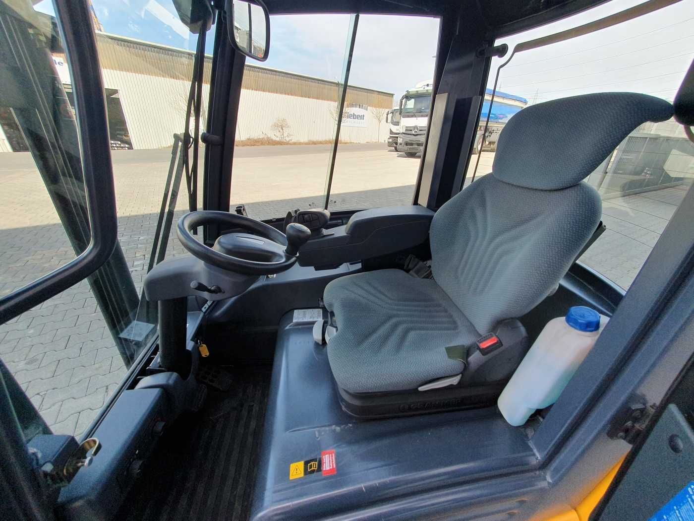 Fahrzeugabbildung Jungheinrich EFG 215 / Triplex: 4.35m! / SS / nur 2.054h!