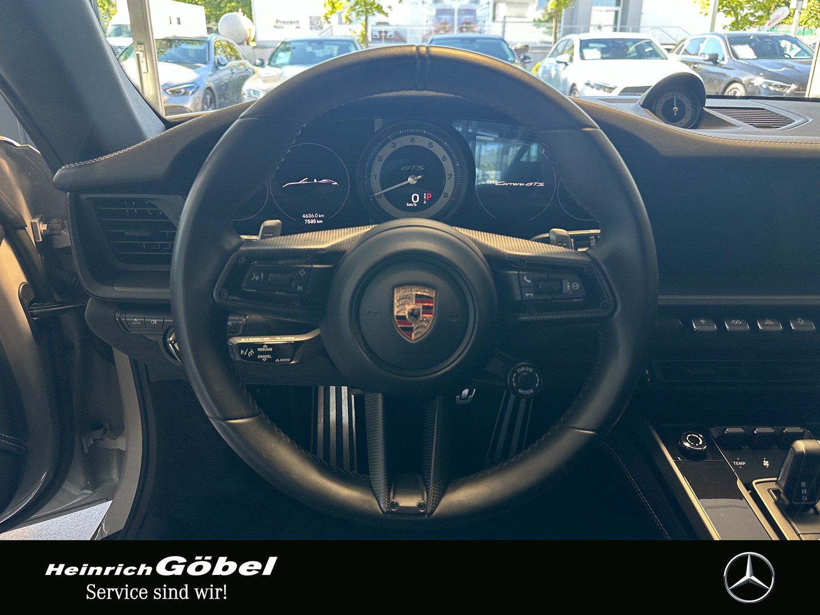 Fahrzeugabbildung Porsche 911 Carrera GTS Liftsystem, Hinterachslenkung