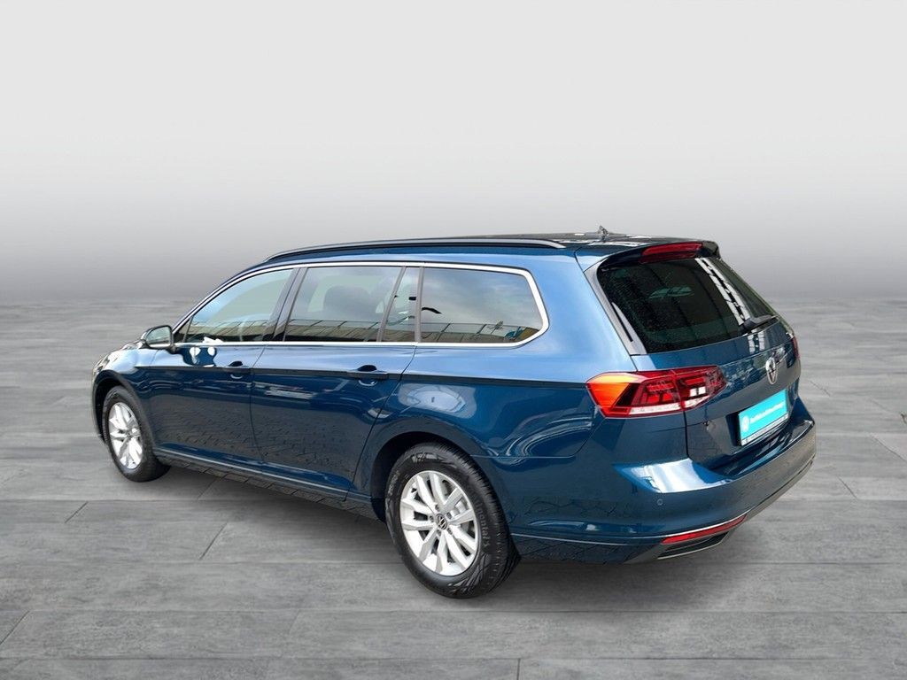 Volkswagen Passat Variant 2.0 TDI DSG Business Navi LED RFK foto 5