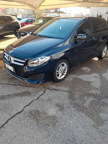 Mercedes-Benz Mercedes-benz B 200 B 200 d Sport