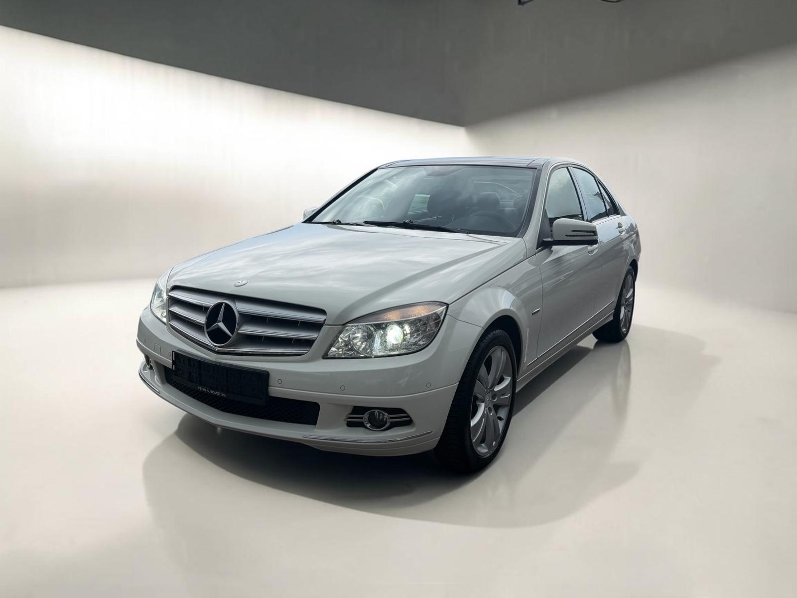 Mercedes-Benz C 180AVANTGARDE Schiebedach SHZ Tempomat PDC