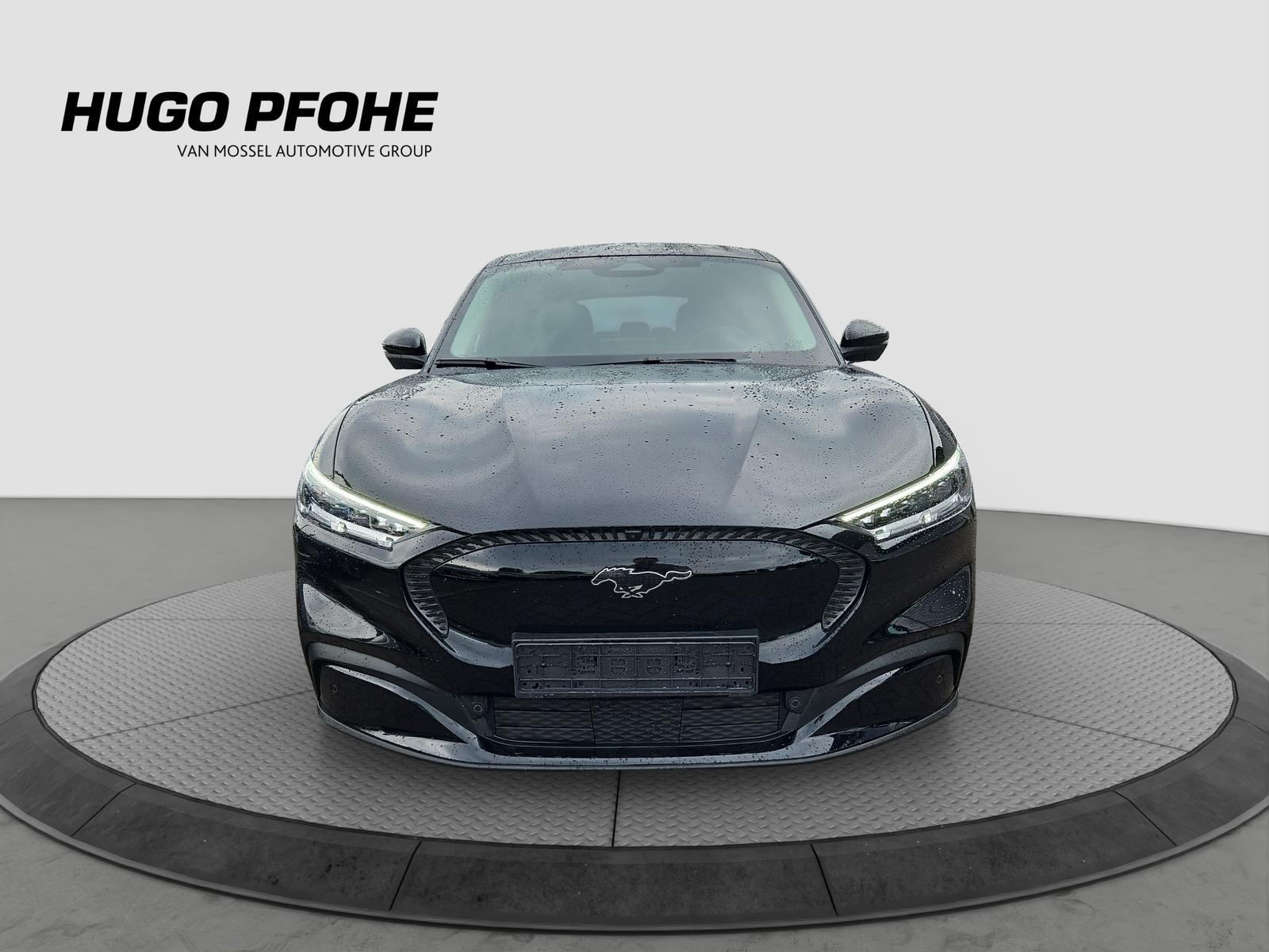 Ford Mustang Mach-E 75.7 kWh LED ACC RFK LEDER SHZ