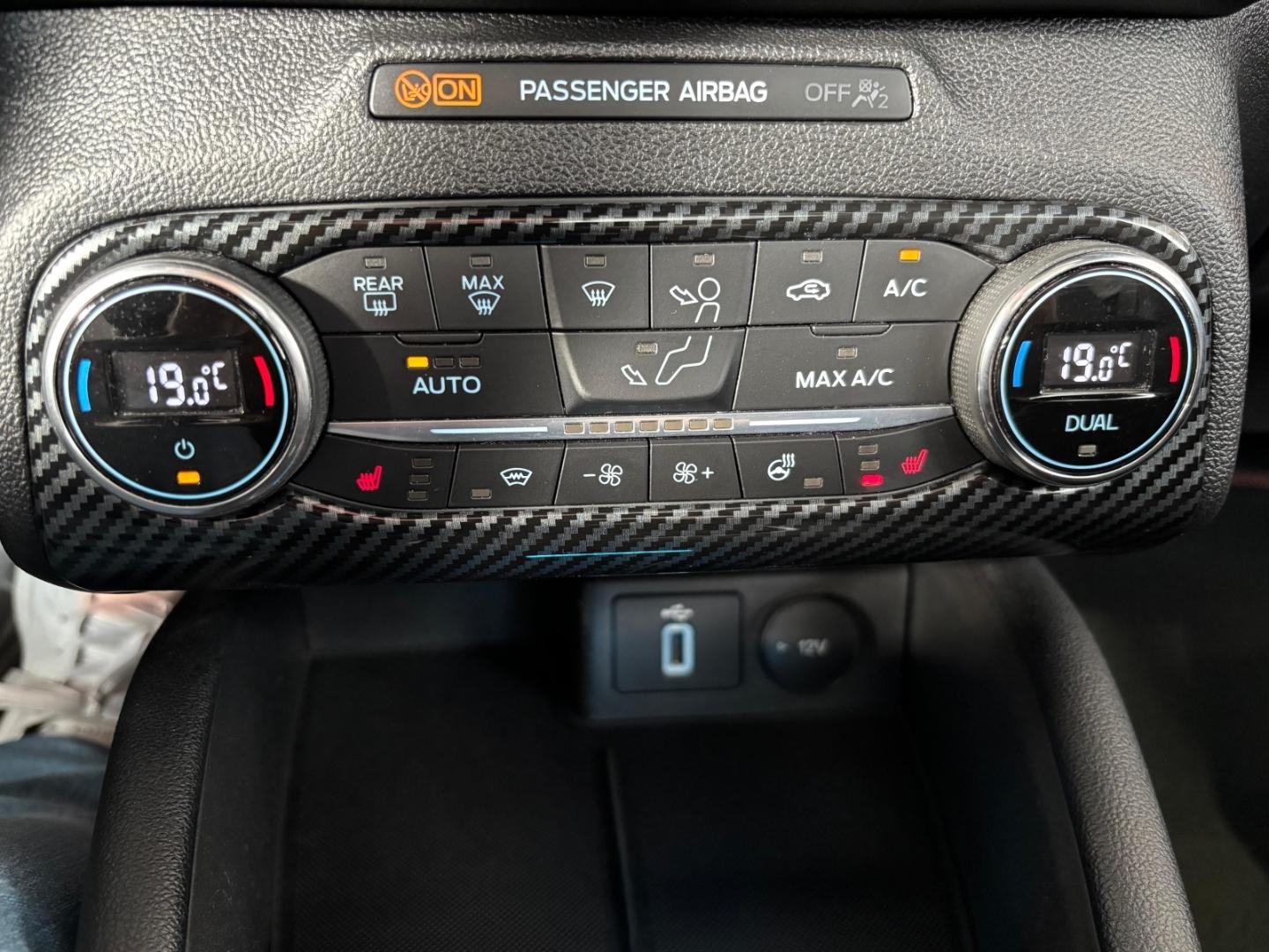 Ford Focus ST-Line+AHK+PanoDach+DAB+B&O+NAV+RFK+LMF+, миниатюра 23