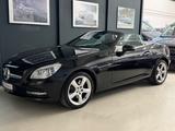 Mercedes-Benz SLK 250 Navi Leder Memory Pano Keyless Airscarf - Mercedes-Benz SLK 250 mit Benzin-Antrieb