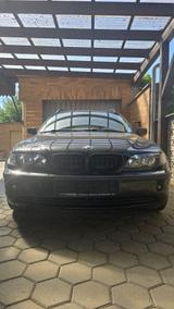 BMW 3er E46  Baujahr 2005  8-fach bereif... - BMW aus 2005: 3er