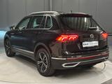 Volkswagen Tiguan 2.0 TDI DSG Elegance*PANORAMA*MATRIX*KAME - mit Diesel-Antrieb: Schwarz, Alcantara, Beheizbares Lenkrad