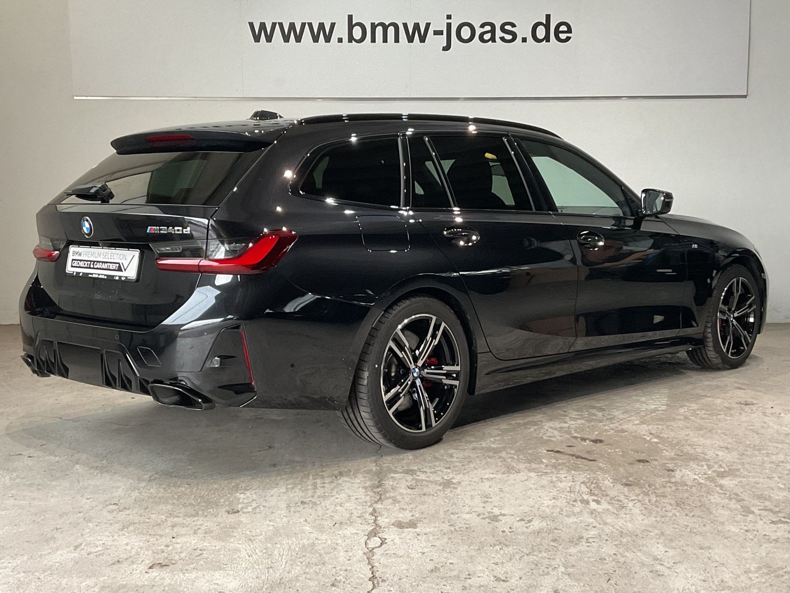 Fahrzeugeinzelansicht 17 Fahrzeugabbildung BMW M340d xDrive Touring HK HiFi DAB LED Pano.Dach