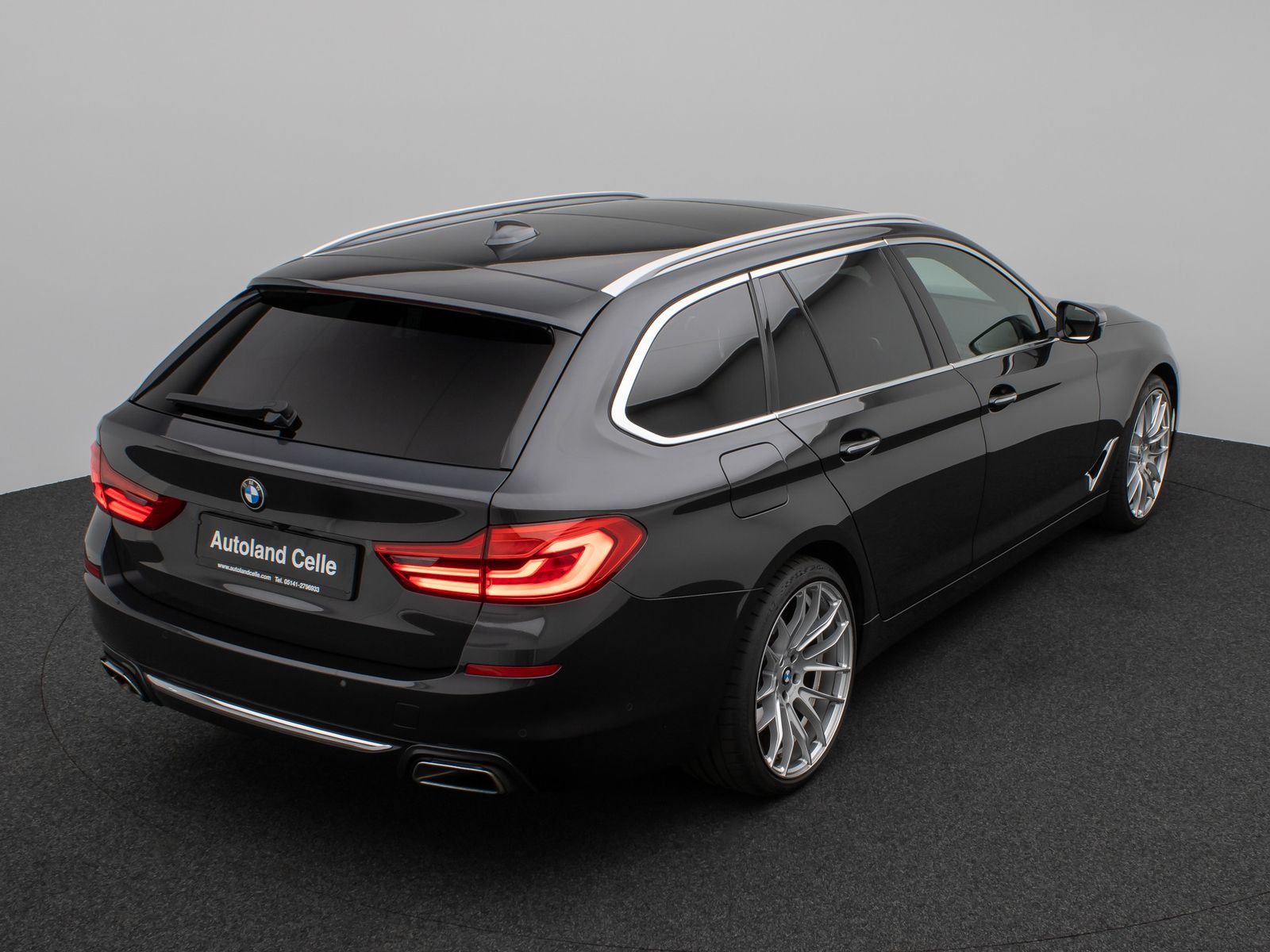 Fahrzeugabbildung BMW 540i xD Luxury Line Panorama Kamera HUD DAB H/K