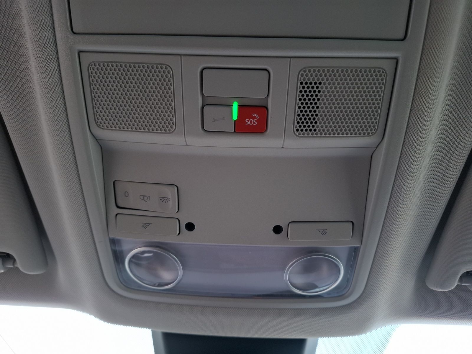 Fahrzeugabbildung SEAT Ateca TSI Xperience DSG LED Navi AID GRA RFK SH