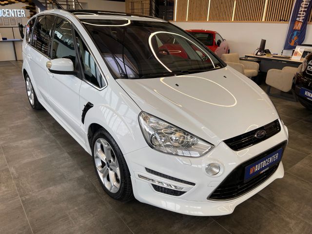 Ford S-MAX 2.0 TDCi Titanium *PANO*AHK*NAVI*SHZ*ACC*