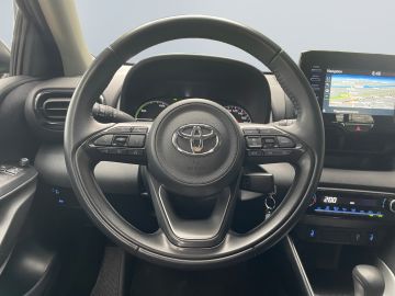 Toyota Yaris - 12