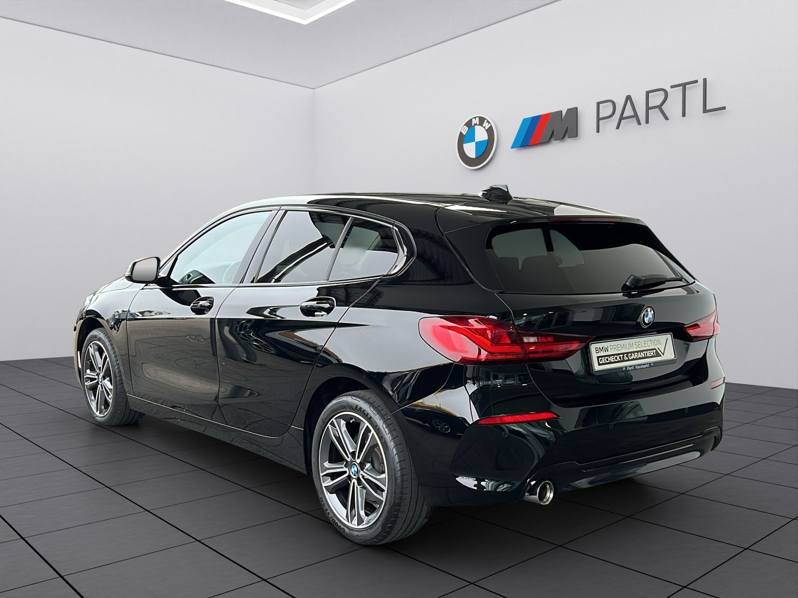 BMW 116d Sport-Line LED PDC HiFi ShadowLine imagem 3