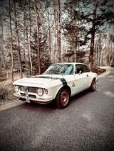 Alfa Romeo GT Junior Bertone Kantenhauber 2 Liter - : Coupe, Bertone