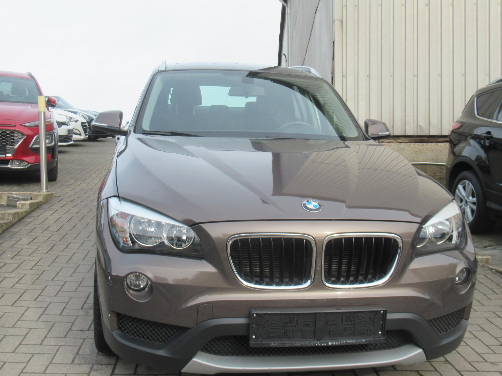 BMW X1 Baureihe X1 18 i sDrive-PANO-SHZ-PDC-ALU-1.HD