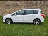 Peugeot 308 SW Platinum*top Ausst*Xenon*Leder*u.u.u - Peugeot 308 Platinum mit Benzin-Antrieb