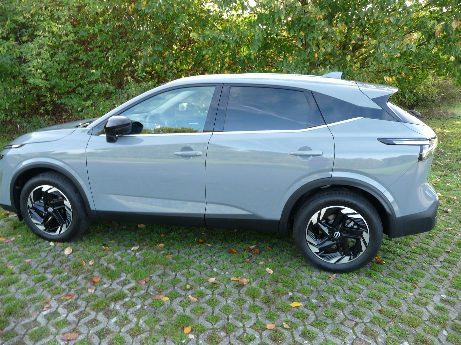 Nissan Qashqai 1.3 DIG-T MHEV 158PS Xtronic N-Connecta-