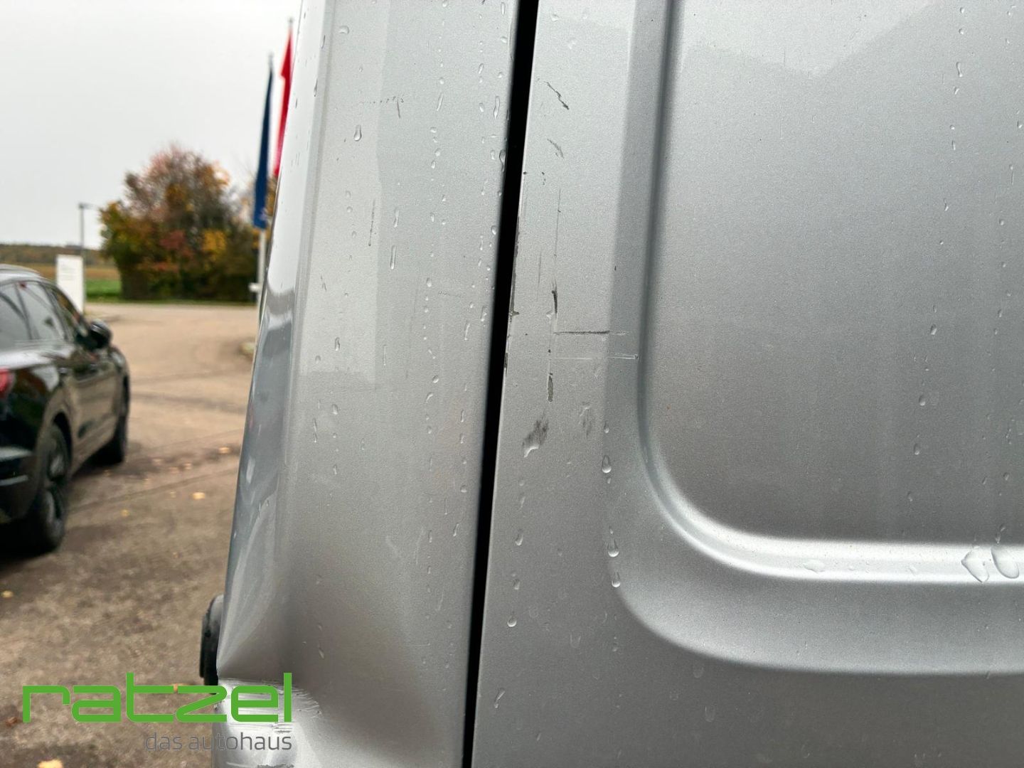 Fahrzeugabbildung Volkswagen Crafter lang Hochdach FWD Kasten 35 Apple CarPla