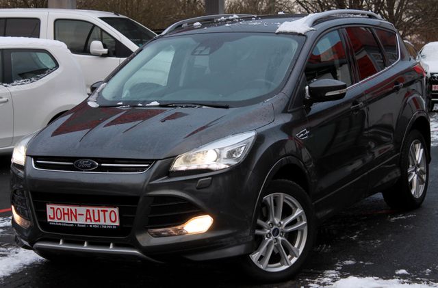 Ford Kuga Individual *4x4*AHK*KeyLess*Leder*Panorama*