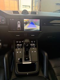 Porsche Cayenne - 12
