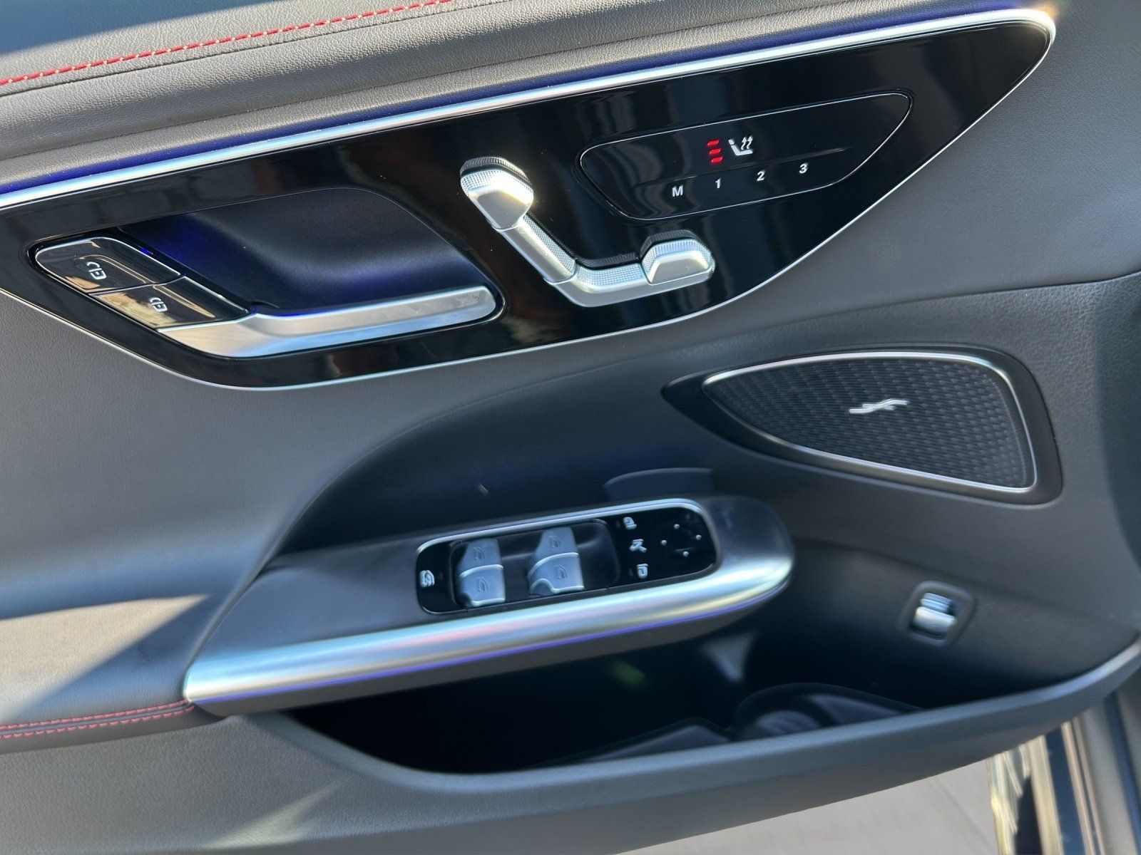 Fahrzeugabbildung Mercedes-Benz C 43 AMG Optik DISTRO Standhzg MAGNO Memo Carbon