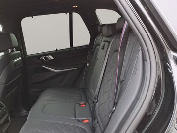 BMW X5 M60 - 7