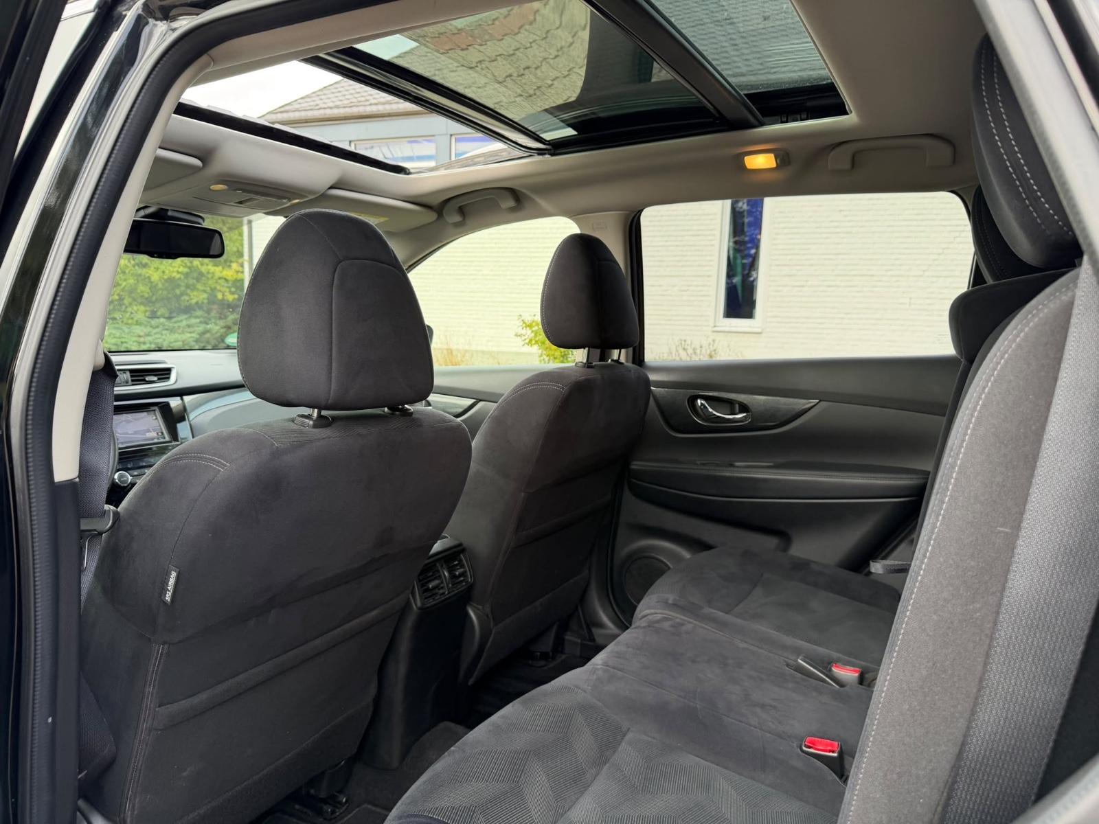 NISSAN X-TRAIL TEKNA 4X4 PANORAMIQUE GPS | 131 ch | BVM | HAYON ÉLECTRIQUE | VOLANT EN CUIR