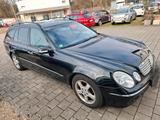 Mercedes-Benz E 320 TE W 211 - Mercedes-Benz E 320 mit Benzin-Antrieb: Kombi