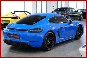 صورة 7 لـ 2022 Porsche CAYMAN