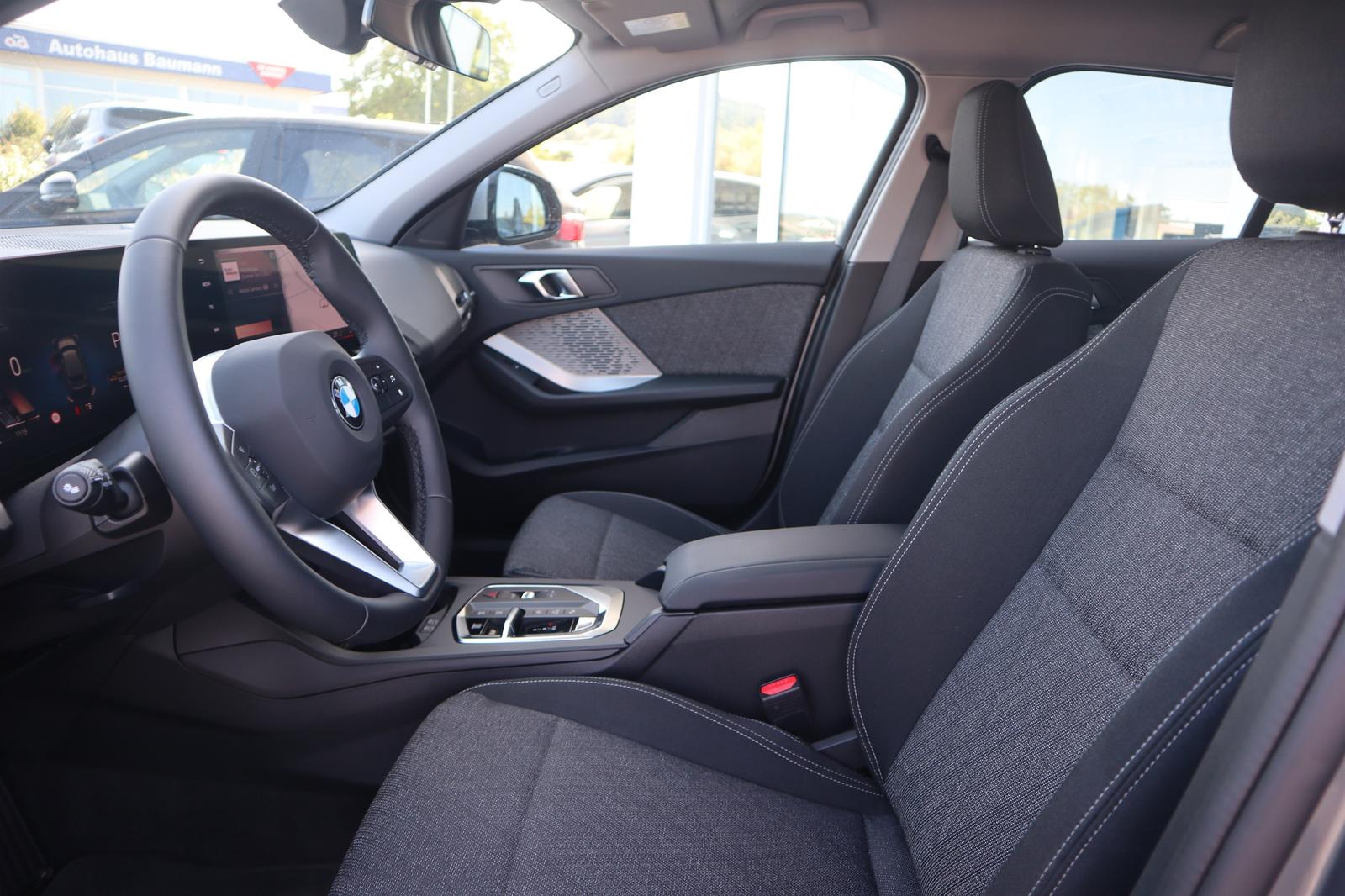 BMW 120 Hatch DAB/LED/Komfortzg/AHK/RFK
