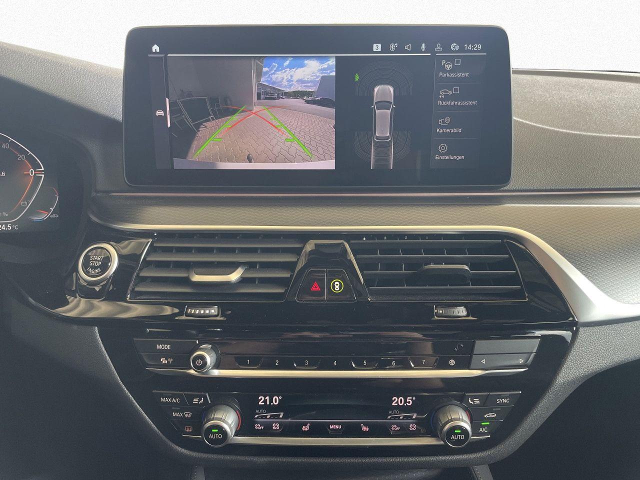 BMW 530i xDr T M SPORT,AHK,Pano,HUD,Sthzg,ACC,RFK