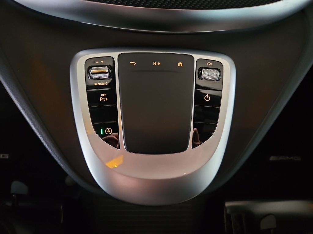 Fahrzeugabbildung Mercedes-Benz V 300 d Edition lang AMG 10''MBUX DISTRONIC LED