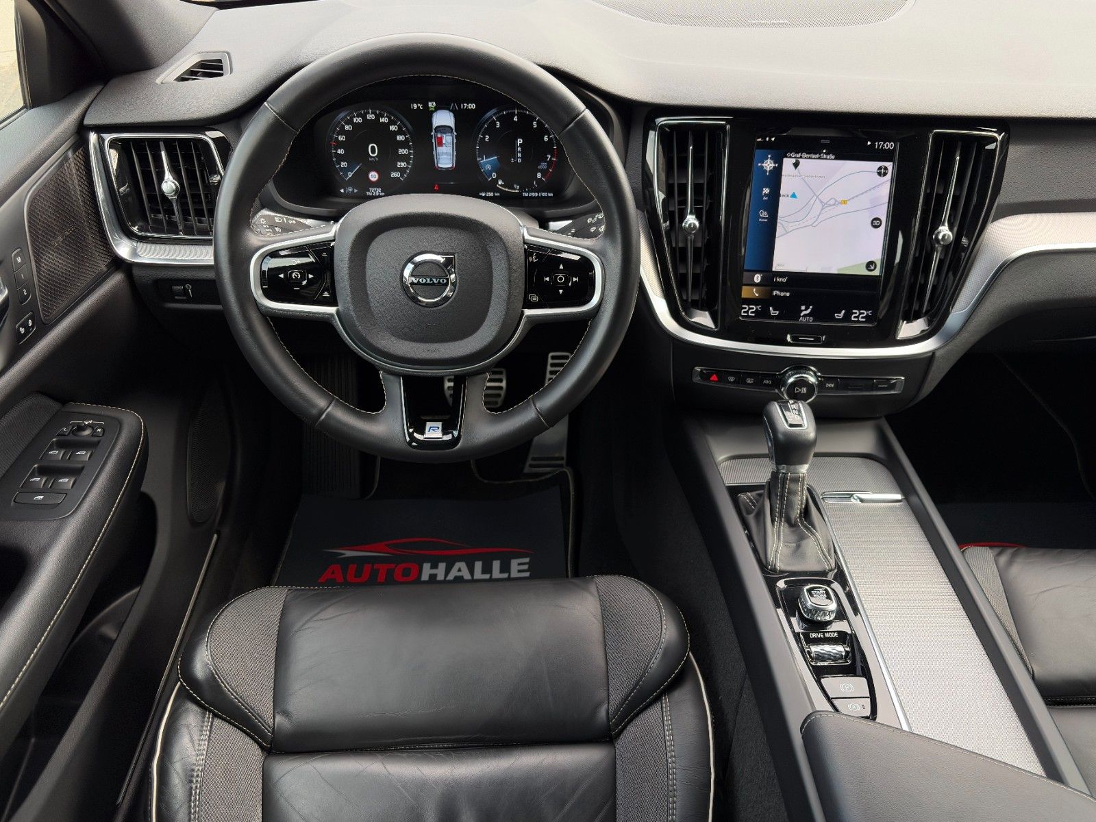 Fahrzeugabbildung Volvo V60 AWD R-Design ACC ProH&K 360° LED CarPl. Memo