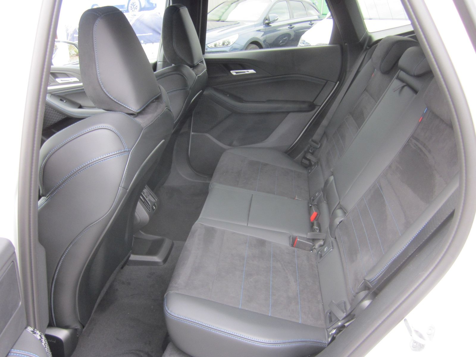 BMW 218 Active Tourer - Bild 16
