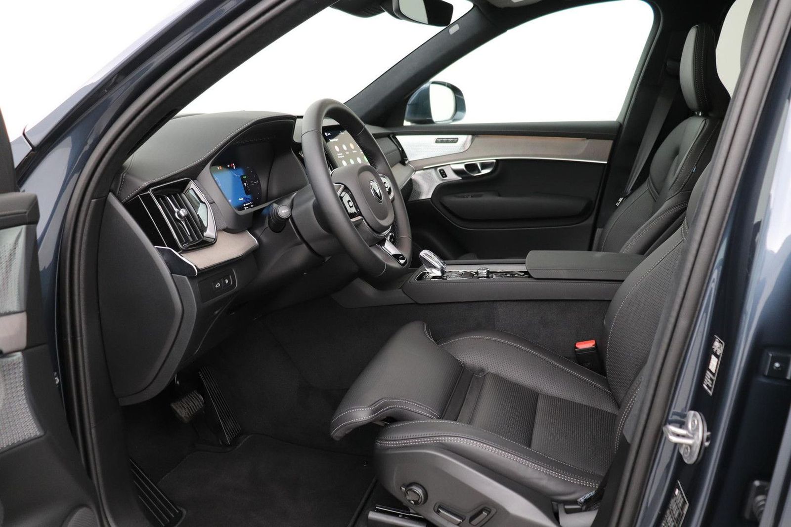 Volvo XC90 T8 Ultra Bright | Bowers&Wilkins | panorama imagem 3