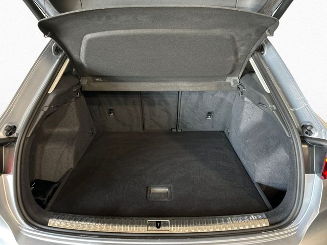 Q3 35 TDI ADVANCED LED+AHK+SMARTPHONE+OPTIK+PDC