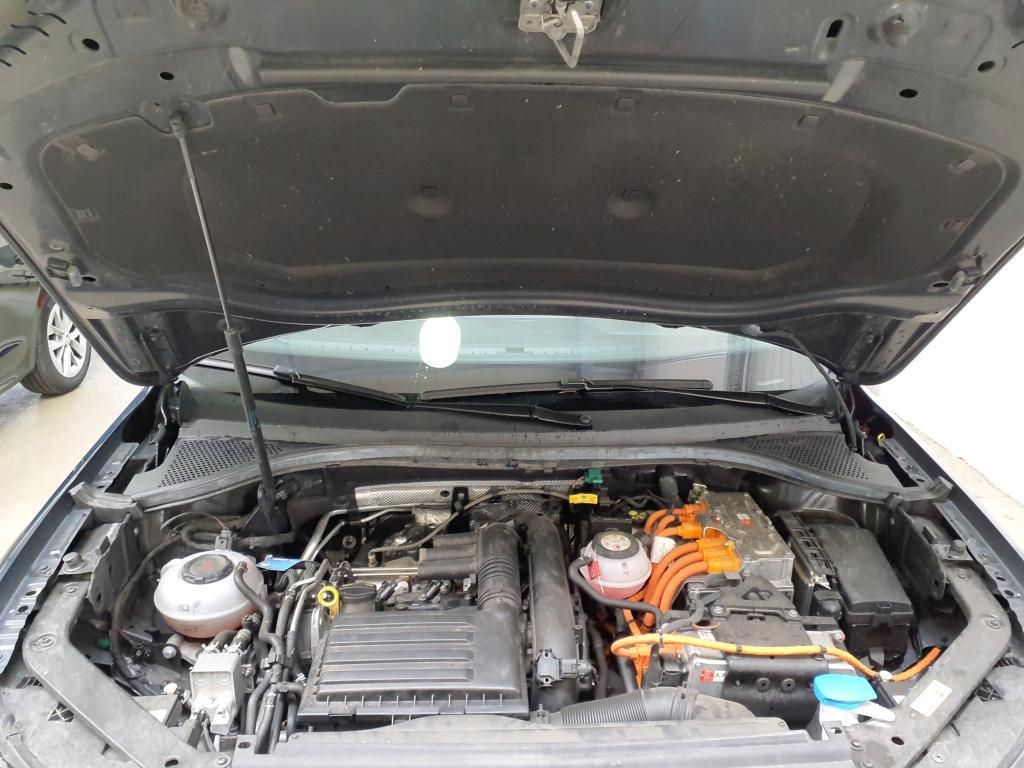 Volkswagen Tiguan Elegance 1.4 TSI eHybrid 180kW AHK*Pano