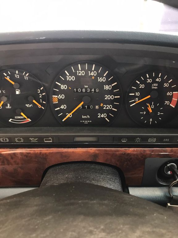 MERCEDES-BENZ S-Class 1989
