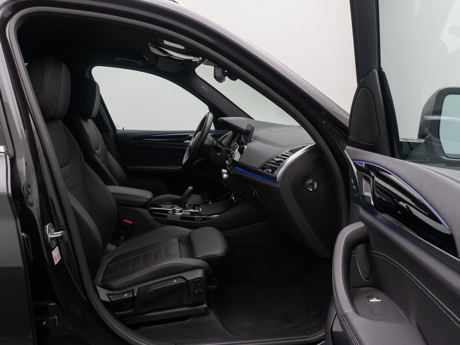Fahrzeugabbildung BMW X3 xD20i LuxuryLine HUD Kamera Alarm HiFi 21Zoll