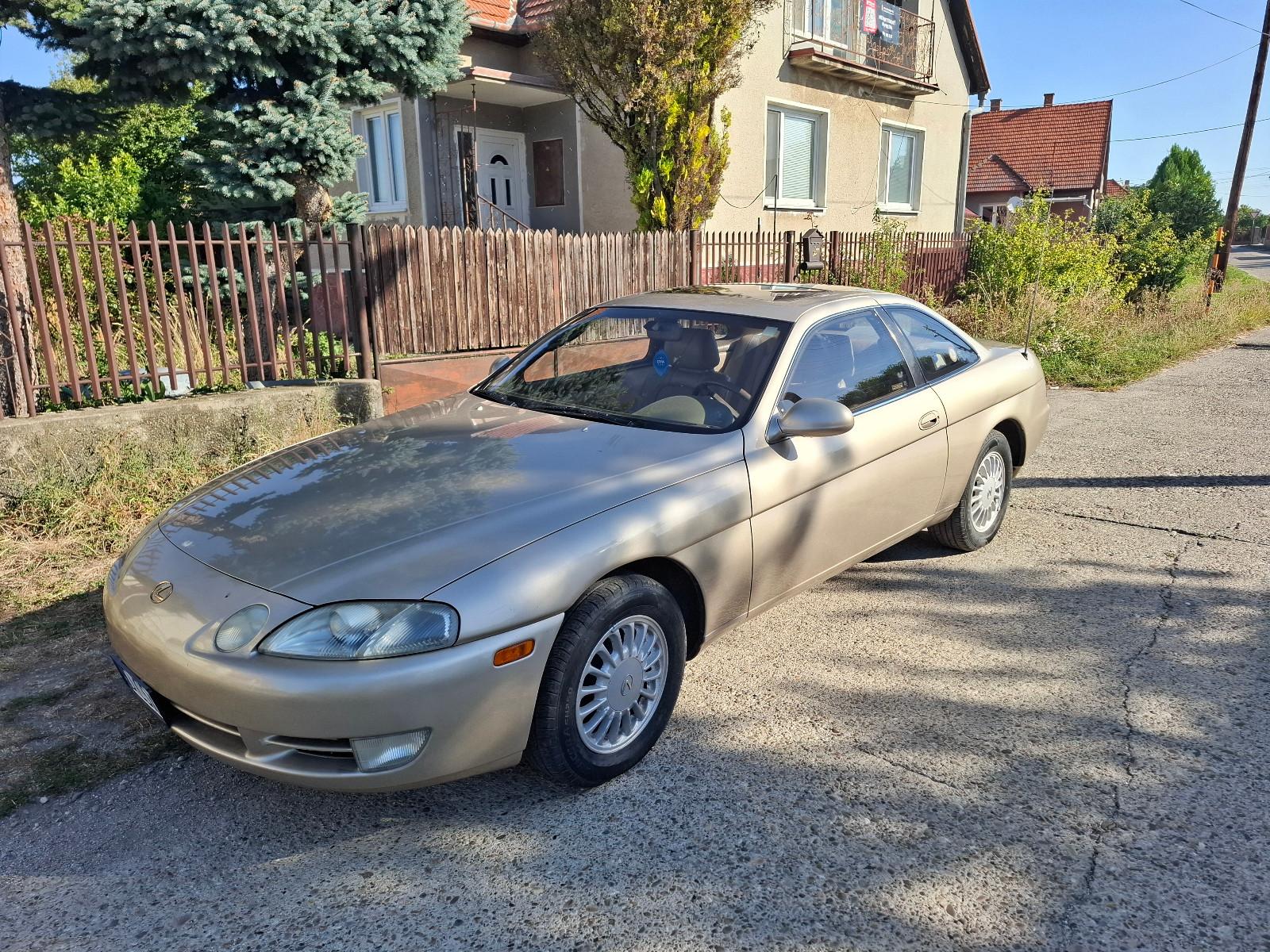 Lexus SC 400