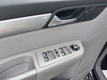 VW Sharan 1.4 TSI Comfortline  Steuerkette neu !!, Bild 11