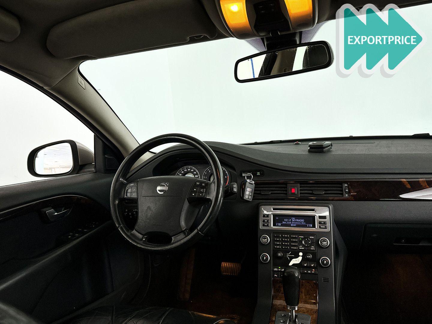 Volvo V70 2008 — photo 8