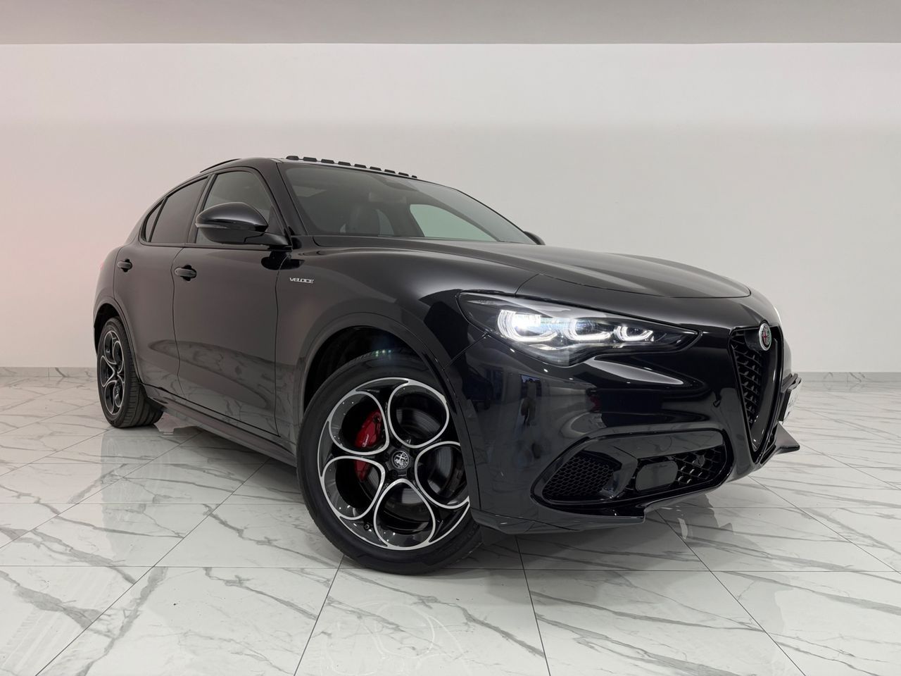 Alfa Romeo ALFA ROMEO STELVIO Q4 VELOCE 210 CV TETTO/H&K/SE imagem 3