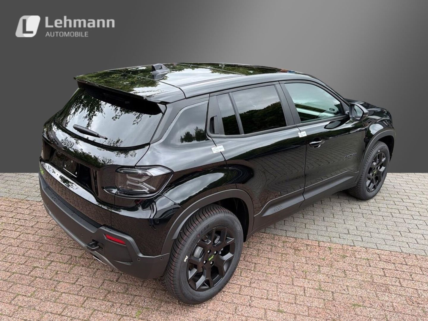 Fahrzeugabbildung Jeep Avenger Overland Mild-Hybrid 4xe-Leder-Panoramad