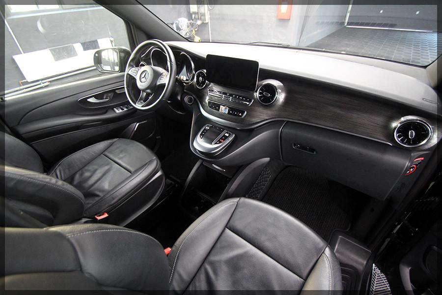 Mercedes-Benz V300 d AVANTGARDE EDITION lang AMG / PANO
